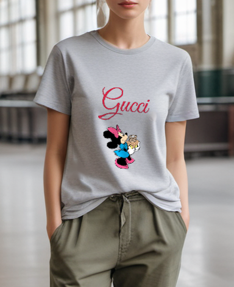 Light Gray Parcel Carrying Bow Mouse Graphic T-Shirt - styled view 5
