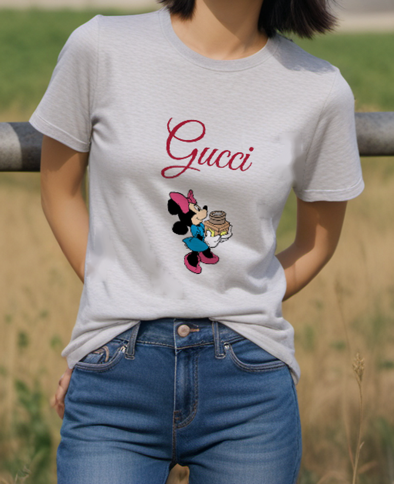 Light Gray Parcel Carrying Bow Mouse Graphic T-Shirt - styled view 1