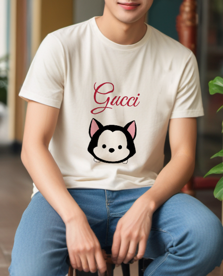 Ivory Rounded Black Cat Face Graphic T-Shirt - styled view 4