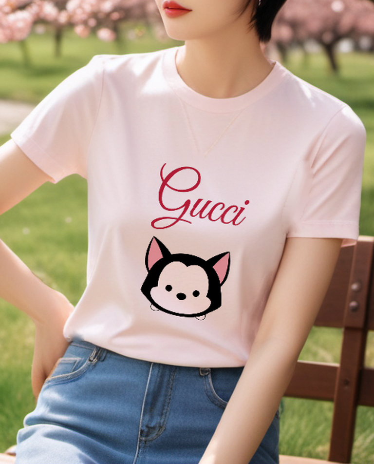 Ivory Rounded Black Cat Face Graphic T-Shirt - styled view 3